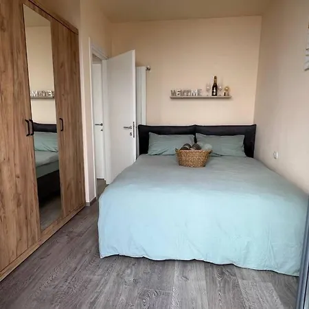 La Perla - San Salvadore Apartamento Massino Visconti
